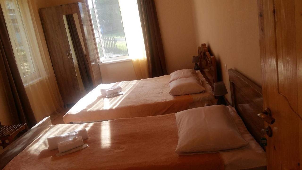 Guesthouse Guram Baba Μέστια Εξωτερικό φωτογραφία