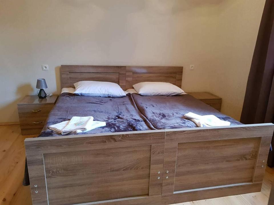 Guesthouse Guram Baba Μέστια Εξωτερικό φωτογραφία
